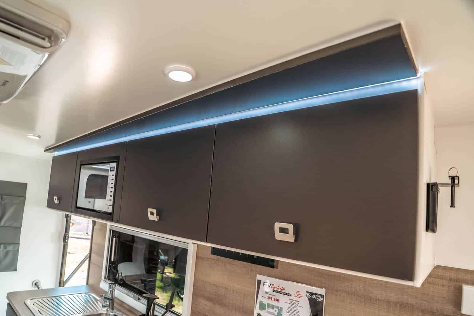 FORERUNNER 216RImages260122-00460-HDR