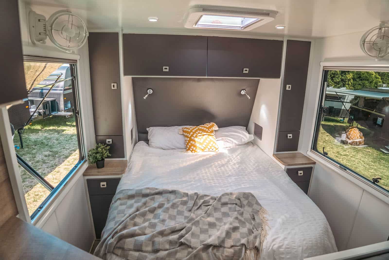 FORERUNNER 216RImages260122-00491-HDR